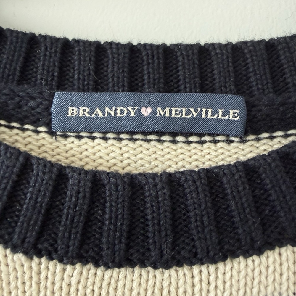 Brandy Melville sweater the Brianna Cotton Dark Navy And White Thick Stripe OS - Picture 2 of 8